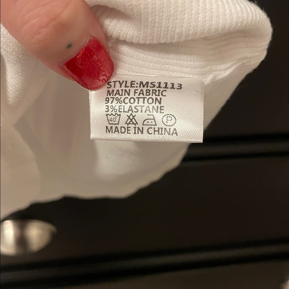 Ivory Ribbed Cutout Crop Top - Picture 4 of 7